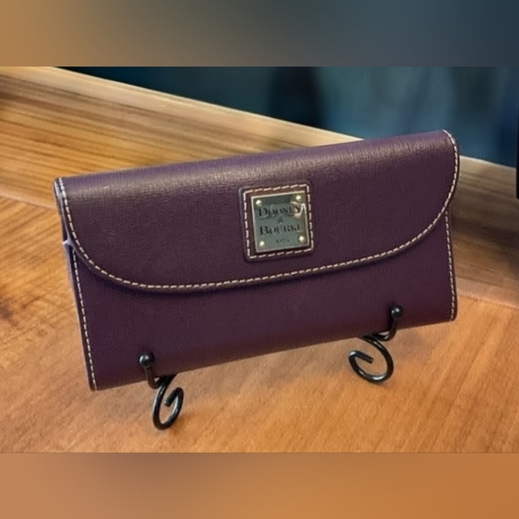 Dooney & Bourke Handbags - Dooney & Bourke Saffiano Purple Wallet - Like New